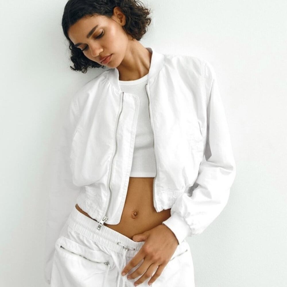 Zara Off White Amazing Cropped Bomber Jacket